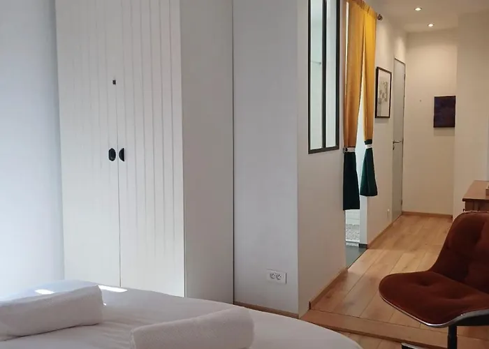 Celeste 3* مُلووز